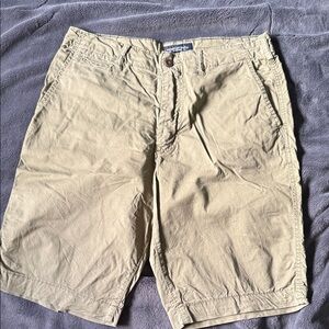 American Eagle Outfitters Men's Khaki Cargo Shorts